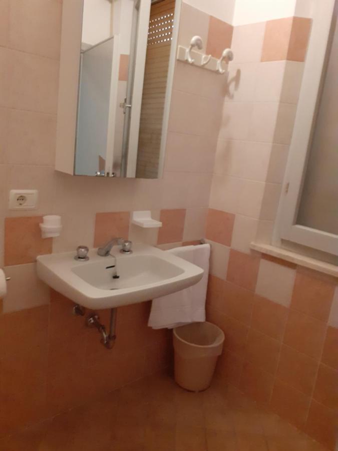 Hotel Rossini Rimini Eksteriør bilde